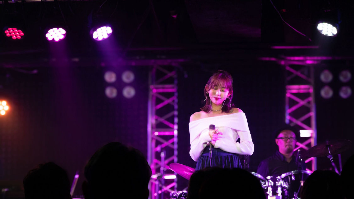 ＜野島樺乃 One Man Live Euphoria～声と音と貴方と奏でる一夜～＞（2024年12月21日／©2024 Zest, Inc.）