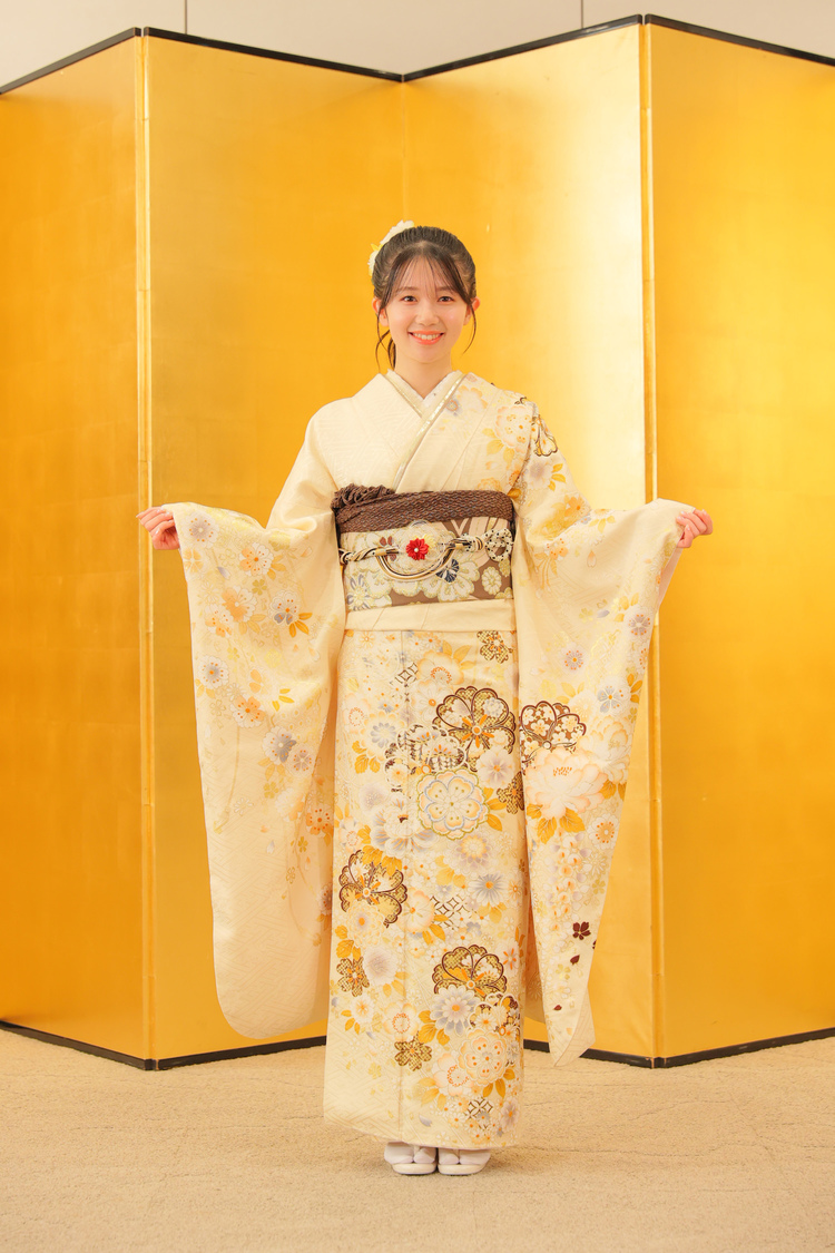 正鋳真優（ⒸAKB48）