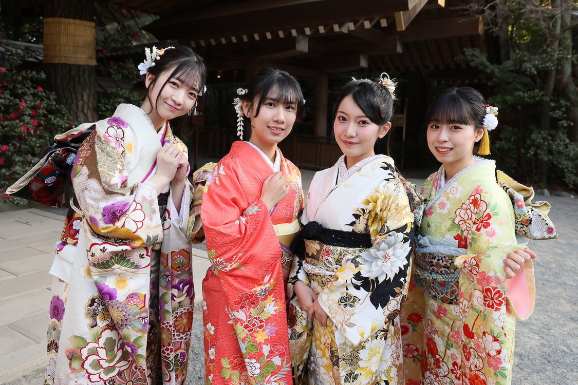 ＜SKE48 二十歳のつどい＞熱田神宮（2025年1月13日／©2025 Zest, Inc.／衣装協力：株式会社清水屋）