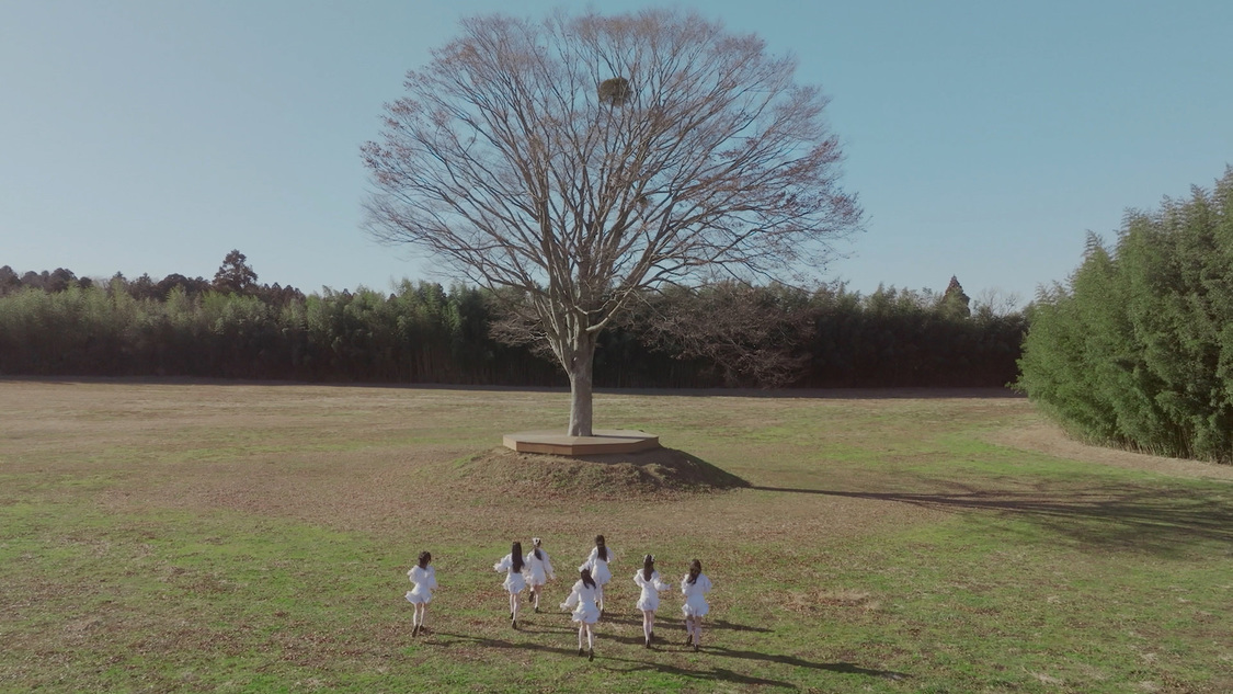 Rain Tree「Ｉ Ｌ Ｕ」MV（©OVERSE）