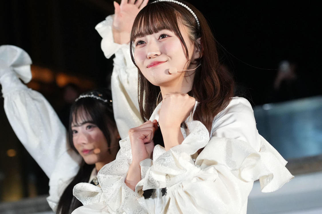 Rain Tree＜1st デジタルシングル「Ｉ Ｌ Ｕ」リリースイベント・ミニライブ＞アーバンドック ららぽーと豊洲シーサイドデッキ メインステージ（2025年1月29日／©OVERSE）