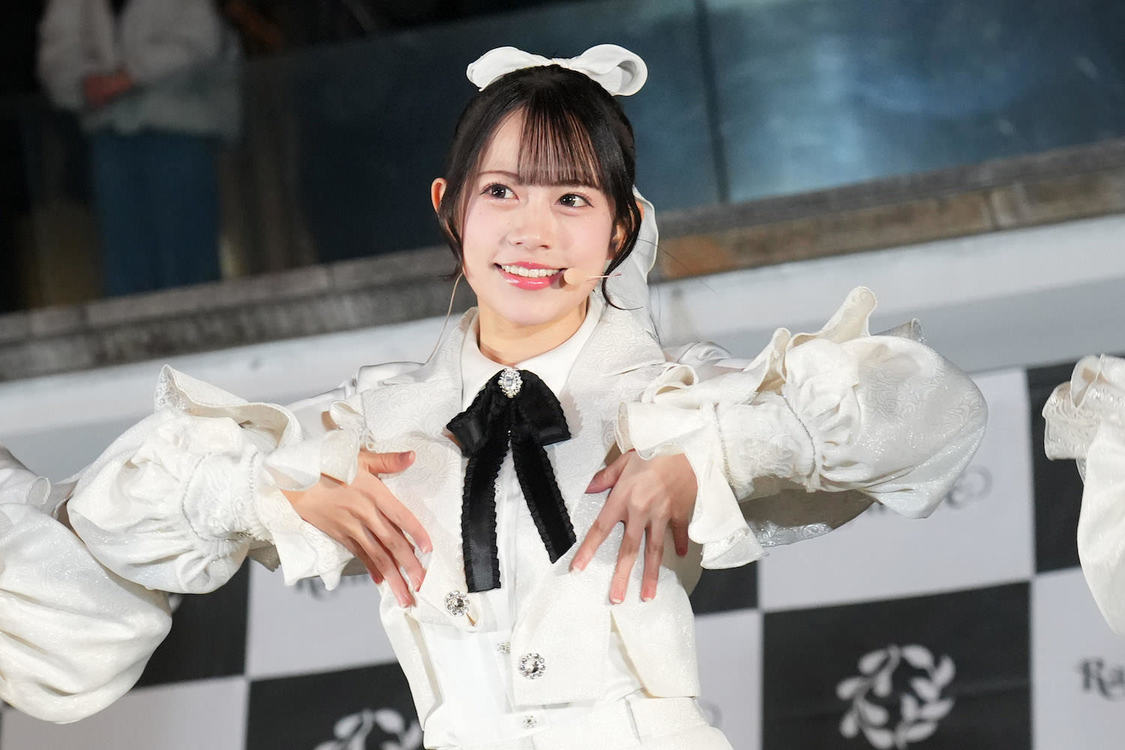 Rain Tree＜1st デジタルシングル「Ｉ Ｌ Ｕ」リリースイベント・ミニライブ＞アーバンドック ららぽーと豊洲シーサイドデッキ メインステージ（2025年1月29日／©OVERSE）