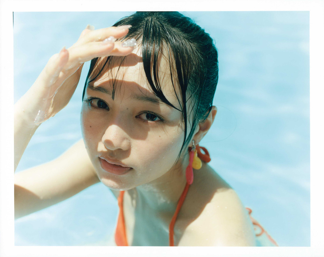 那蘭のどか1st写真集『忘れたくない』（Ⓒ佐内正史／講談社）