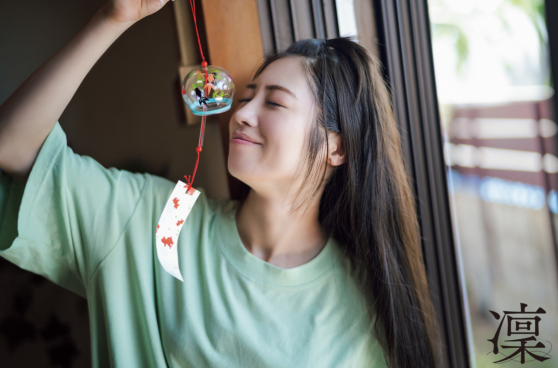 Peel the Apple 浅原凜1st写真集『凜』先行カット