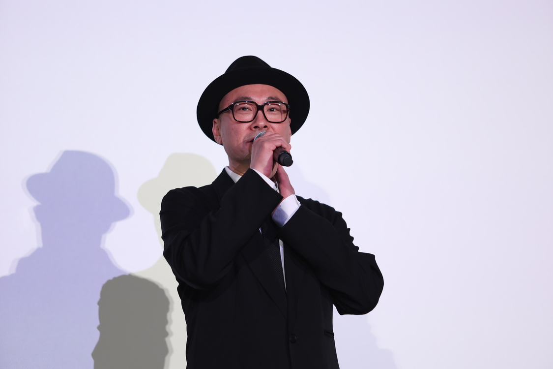 ＜映画『誰よりもつよく 抱きしめて』公開記念舞台挨拶＞（2025年2月8日／©2025「誰よりもつよく抱きしめて」HIAN /アークエンタテインメント）