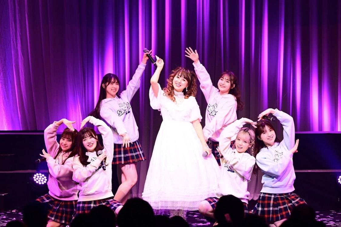 ＜AKB48 20th Year 「なんてったってAKB48」歌謡祭 in 品川ステラボール＞ステラボール（2025年2月8日／ⒸAKB48）