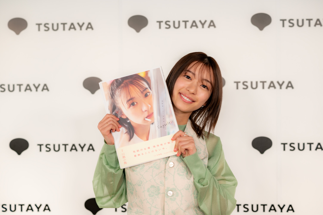 ＜『鳴海唯1st写真集Sugarless』重版記念イベント＞SHIBUYA TSUTAYA（2025年2月9日　©︎鳴海唯1st 写真集Sugarless／玄光社）