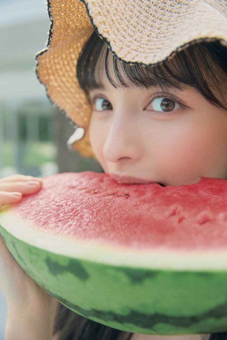 菅田愛貴1st写真集『すのあき』収録カット（©SDP）