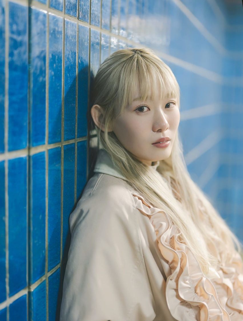 『blt graph.vol.110』（東京ニュース通信社刊／撮影：HIROKAZU）