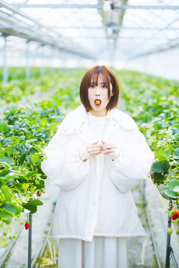 『夏吉ゆうこ写真集（仮）』（東京ニュース通信社刊）