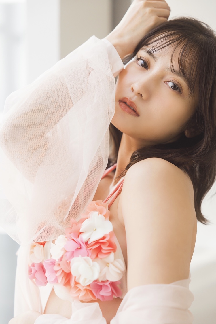 桃月なしこ『月刊少年チャンピオン』アザーカット（(c)藤本和典／秋田書店）