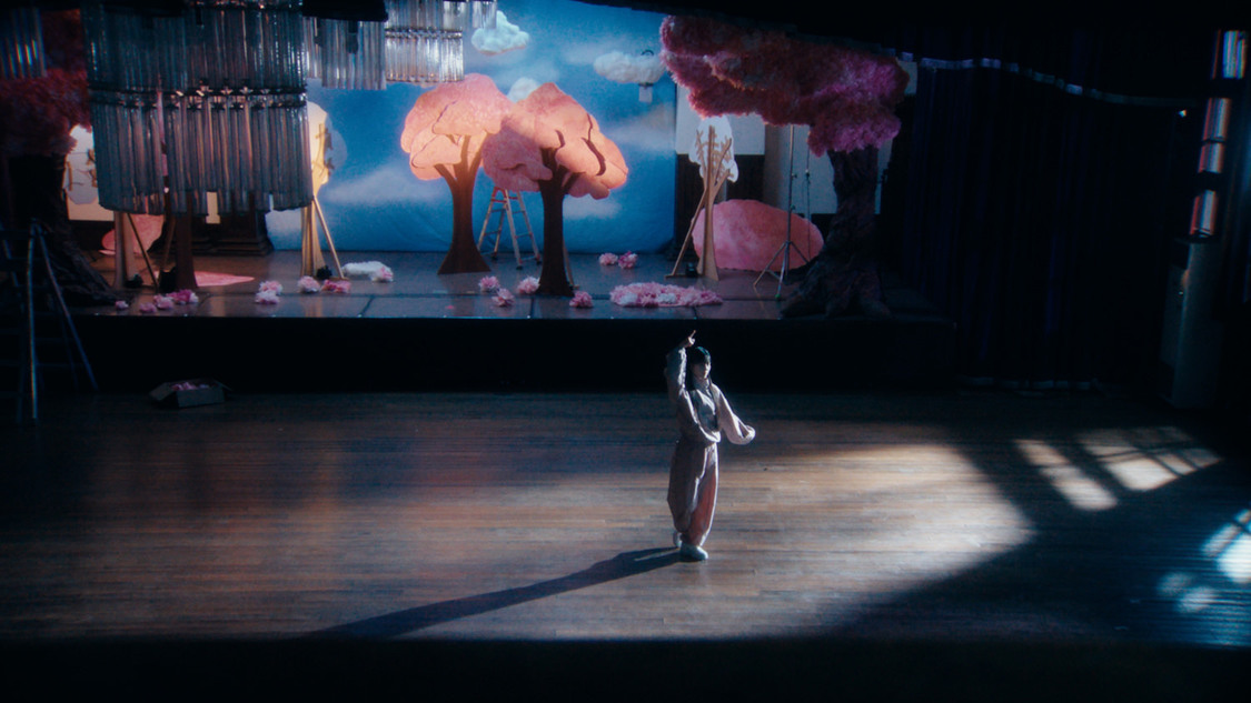 AKB48「まさかのConfession」MV（ⒸAKB48）