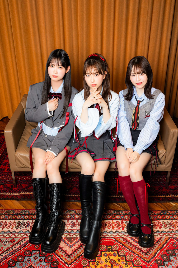 伊藤実希、熊崎晴香、佐藤佳穂