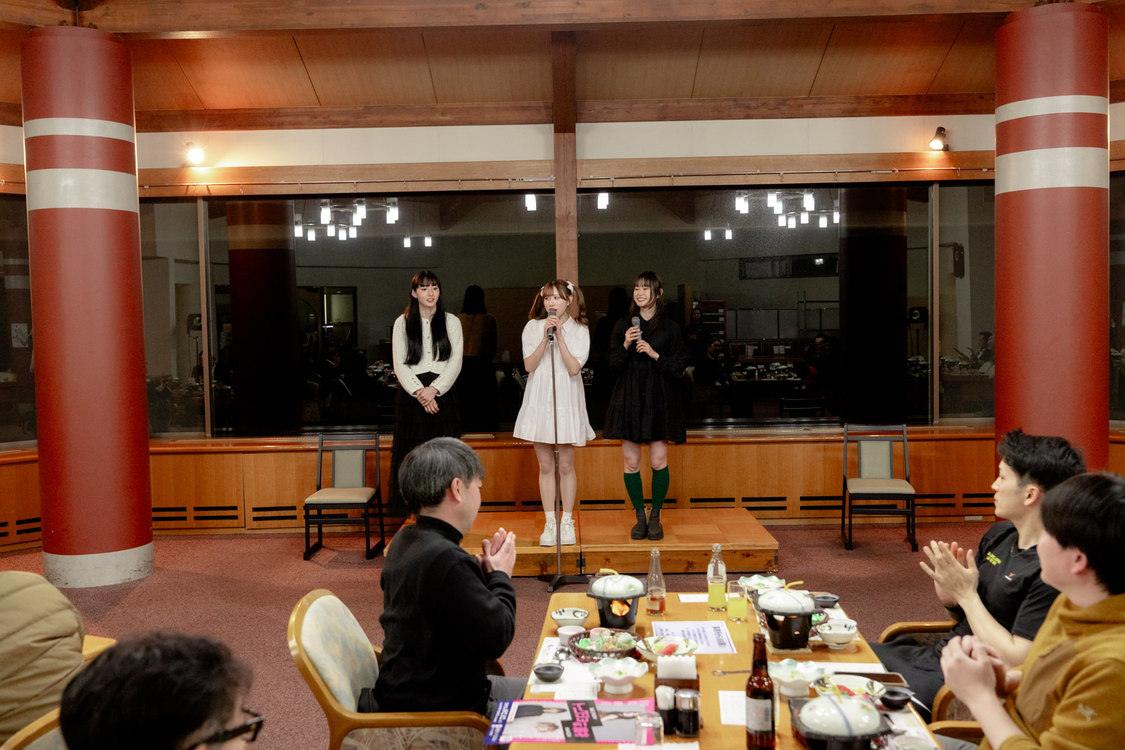 同じ事務所・NRC PRODUCTION所属の漫才コンビ「サスティナプリティー」とイベント出演