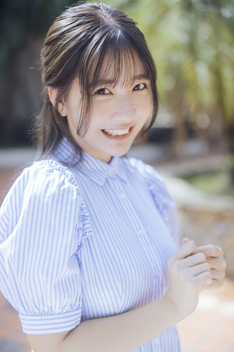 天羽希純（#2i2）『ヤングチャンピオン』アザーカット（（C）横山マサト(秋田書店)）