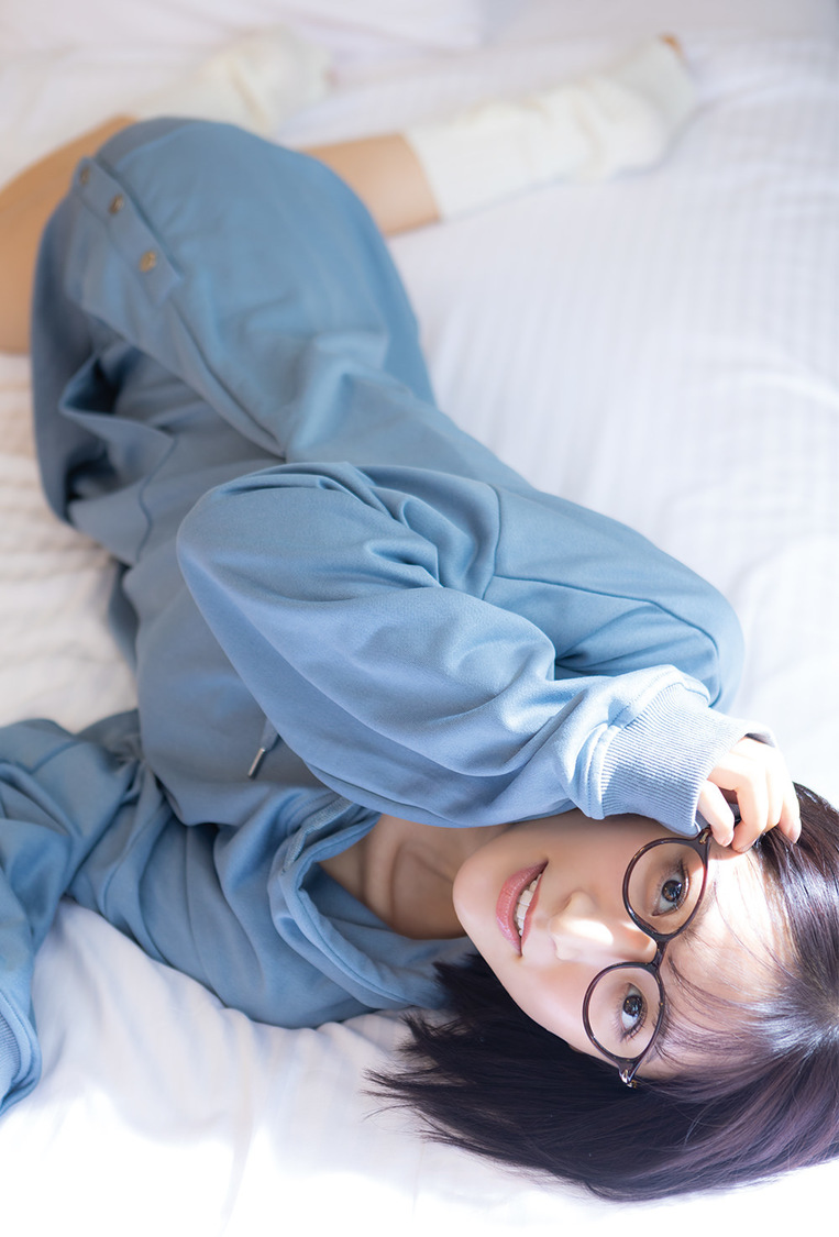 つばきファクトリー 小野瑞歩 写真集『ひだまりといつも』