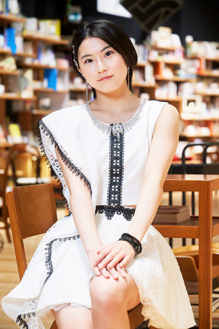 吉田姫杷＜ロージークロニクル デビューシングル「へいらっしゃい！〜ニッポンで会いましょう〜／ウブとズル」取材会＞角川武蔵野ミュージアム