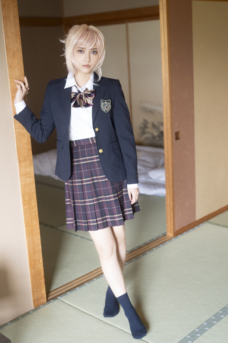 桃月なしこ『ヤングガンガン』アザーカット（（c）撮影：佐藤佑一）