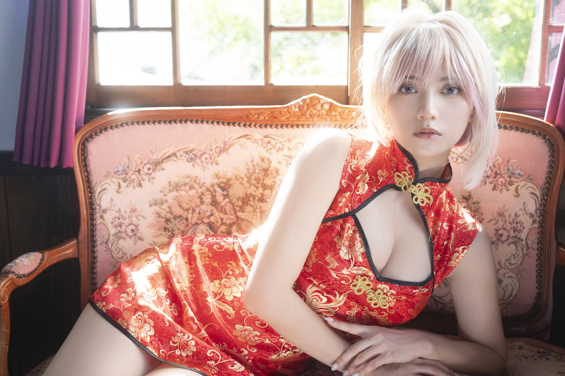 桃月なしこ『ヤングガンガン』アザーカット（（c）撮影：佐藤佑一）