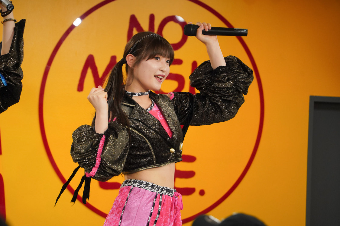 アップアップガールズ（仮＜アップアップガールズ（仮）＆吉川茉優　合同リリースイベント＞タワーレコード錦糸町パルコ店（2025年3月26日）