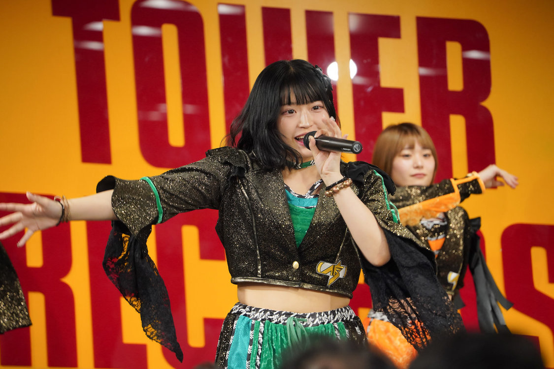 アップアップガールズ（仮＜アップアップガールズ（仮）＆吉川茉優　合同リリースイベント＞タワーレコード錦糸町パルコ店（2025年3月26日）