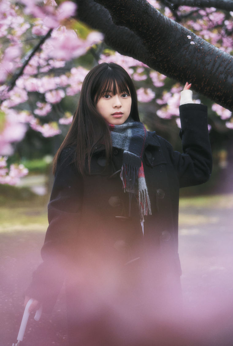 『B.L.T.graduation2025中学・高校卒業』FUN'S PROJECT MALL購入特典ポストカード【上村麗菜（ロージークロニクル）】