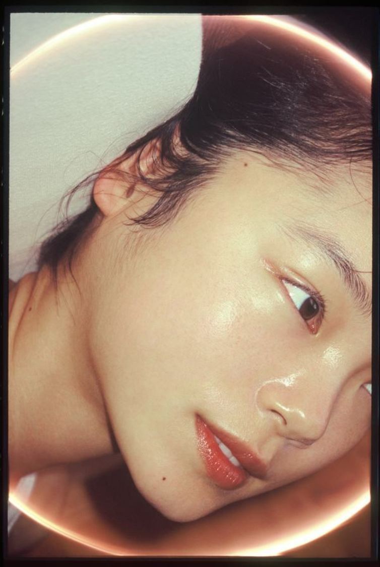 古川琴音写真集『CHIPIE』（Ⓒ松岡一哲／講談社）