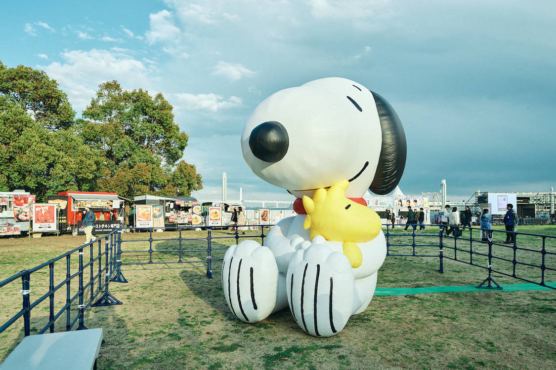臨港パーク　スヌーピー巨大バルーン