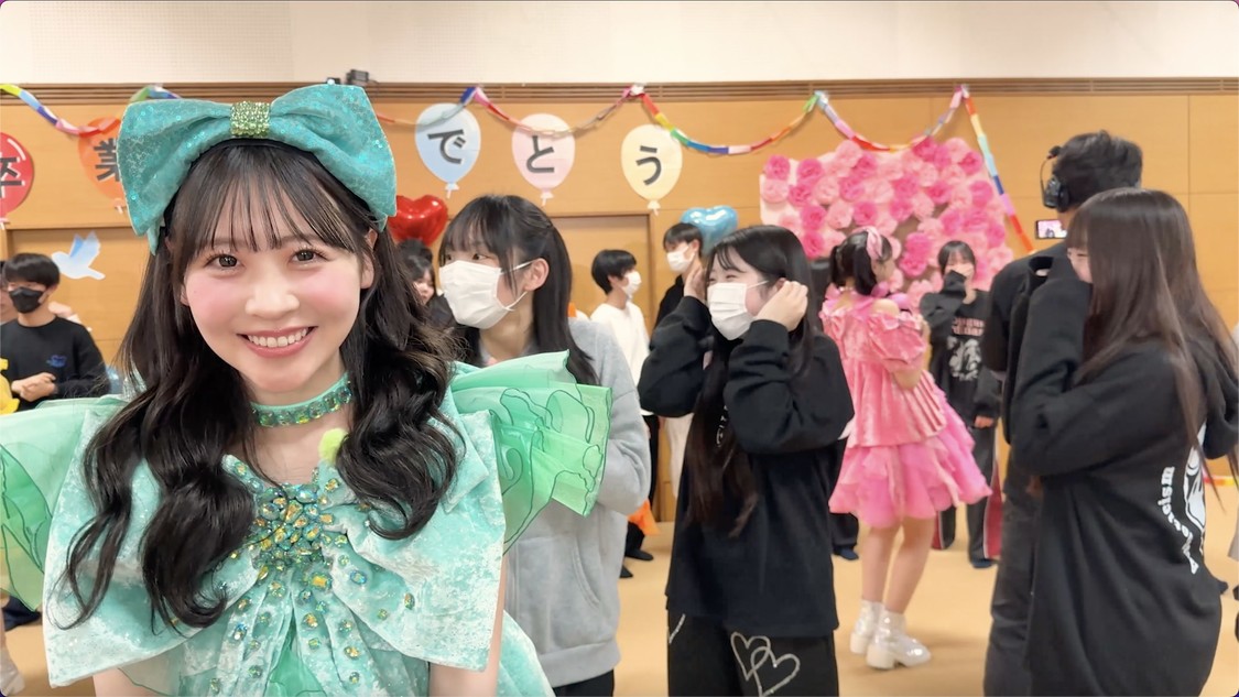 『FRUITS ZIPPERの超めでたいさぷらいずTV』第4話（（C）AbemaTV,Inc.）