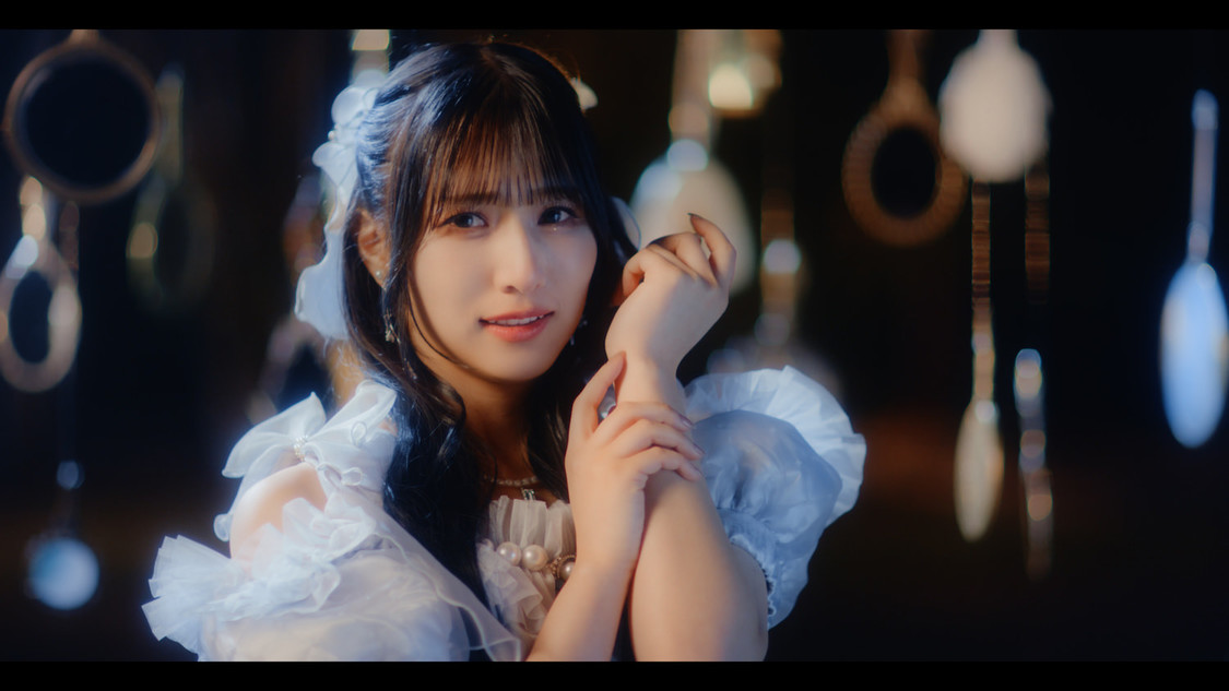「モブノデレラ」MV（©YOANI／KING RECORDS）