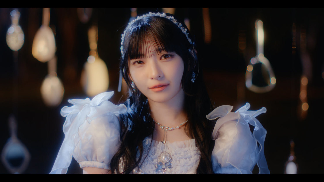 「モブノデレラ」MV（©YOANI／KING RECORDS）