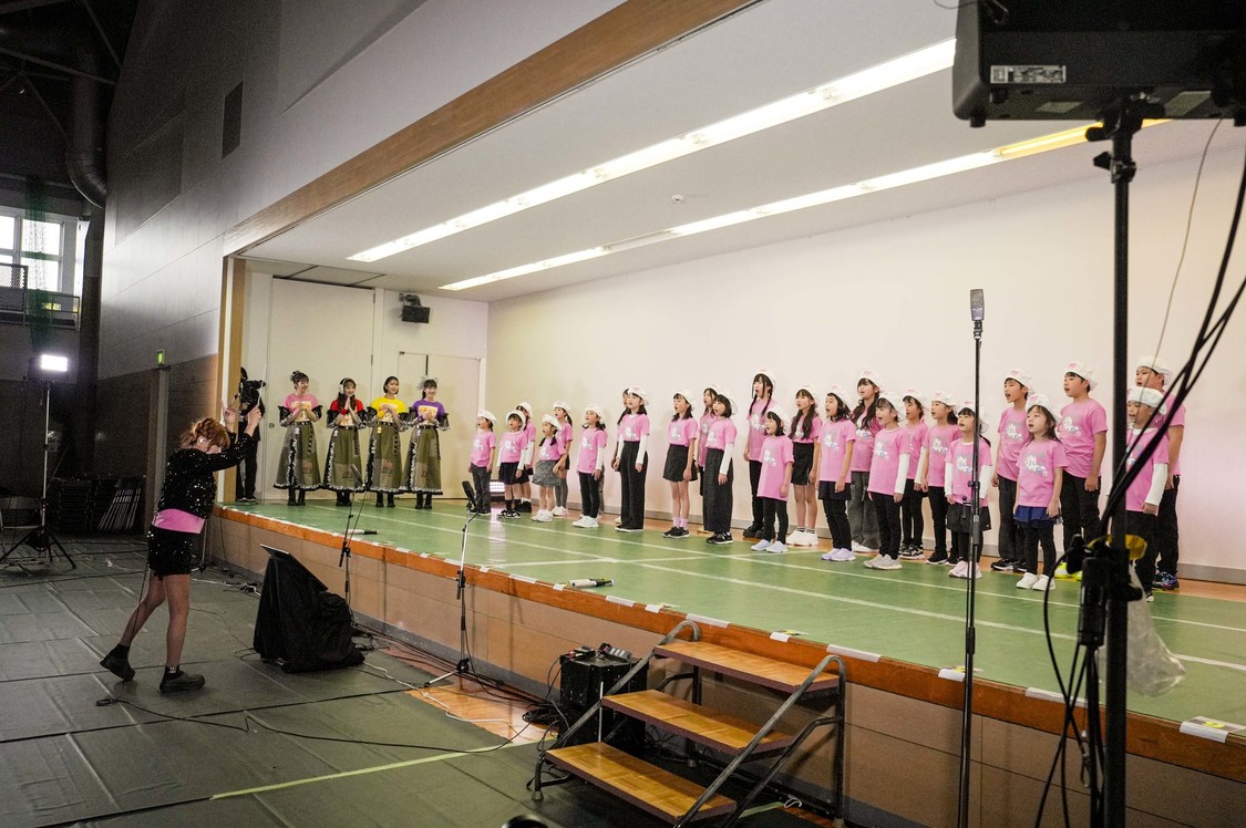 『ももクロ春の一大事2025 in 新発田市 〜新発田 新発見！？〜 本当に一大事に緊急配信』サンビレッジしばた（2025年4月13日／©︎上飯坂一）