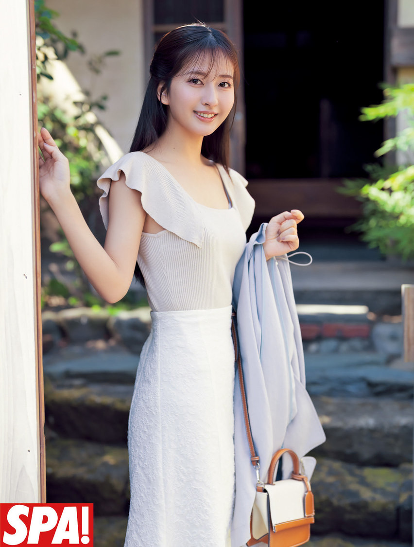 斉藤里奈『週刊SPA!』4月22・29日号