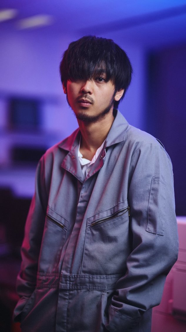 ウルフ／佐久間祥朗　特殊能力を持つ清掃員。