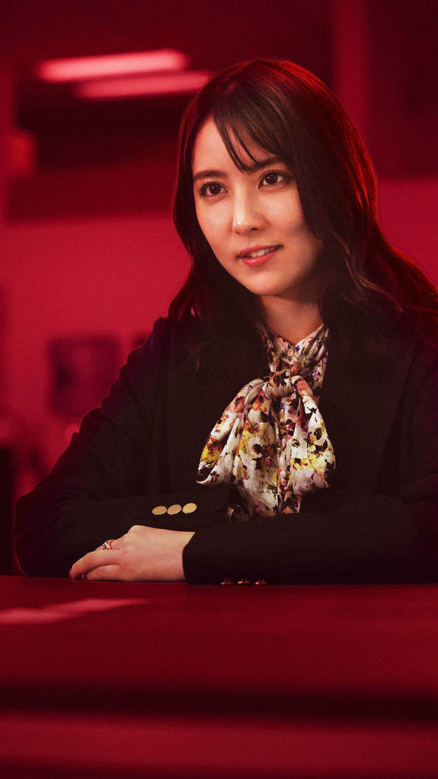 桜井玲子／石川恋　⾊気がある女性社員。⾃分のことしか考えていない。