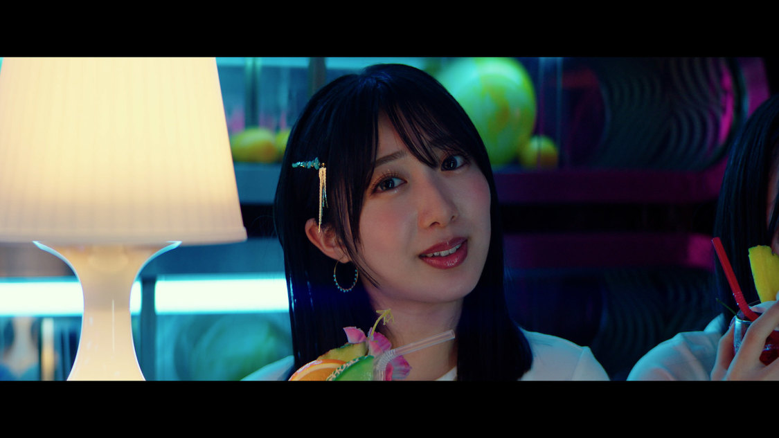 WHITE SCORPION「Beach opening」MV場面写真（©OVERSE）