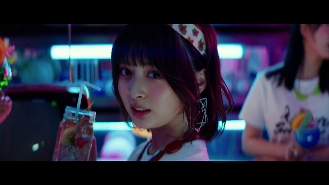 WHITE SCORPION「Beach opening」MV場面写真（©OVERSE）