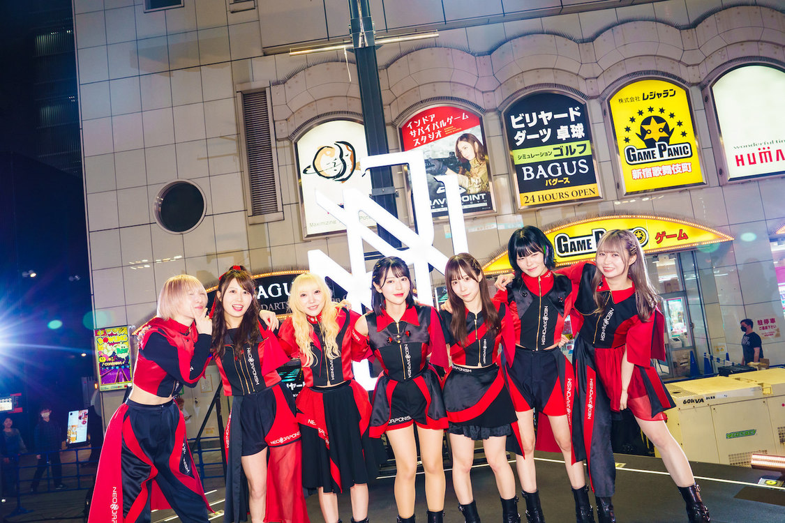 ＜NEO JAPONISM新体制お披露目ライブ＞新宿シネシティ広場特設ステージ（2025年4月22日）