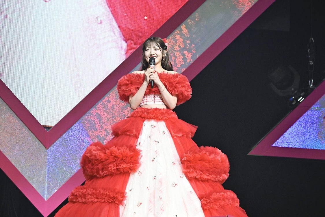 ＜AKB48 20th Year 春コンサート2025村山彩希 卒業コンサート 〜りんごの花が咲く頃に〜＞東京ガーデンシアター（2025年5月6日／©AKB48）