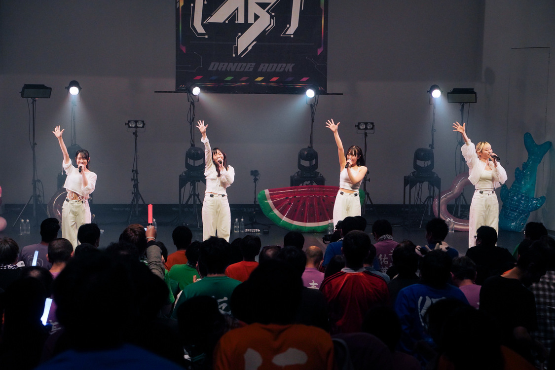 ＜アップアップガールズ（仮）Anniversary LIVE FOREVER YOUNG〜それぞれの人生が正解ですっ！〜＞飛行船シアター（2025年5月6日）