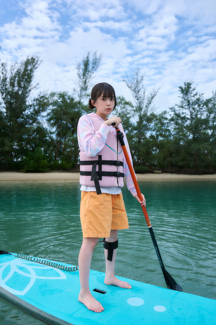 小久保柚乃2nd写真集『こくぼづかん 2』新規公開カット（©中村和孝／小学館）