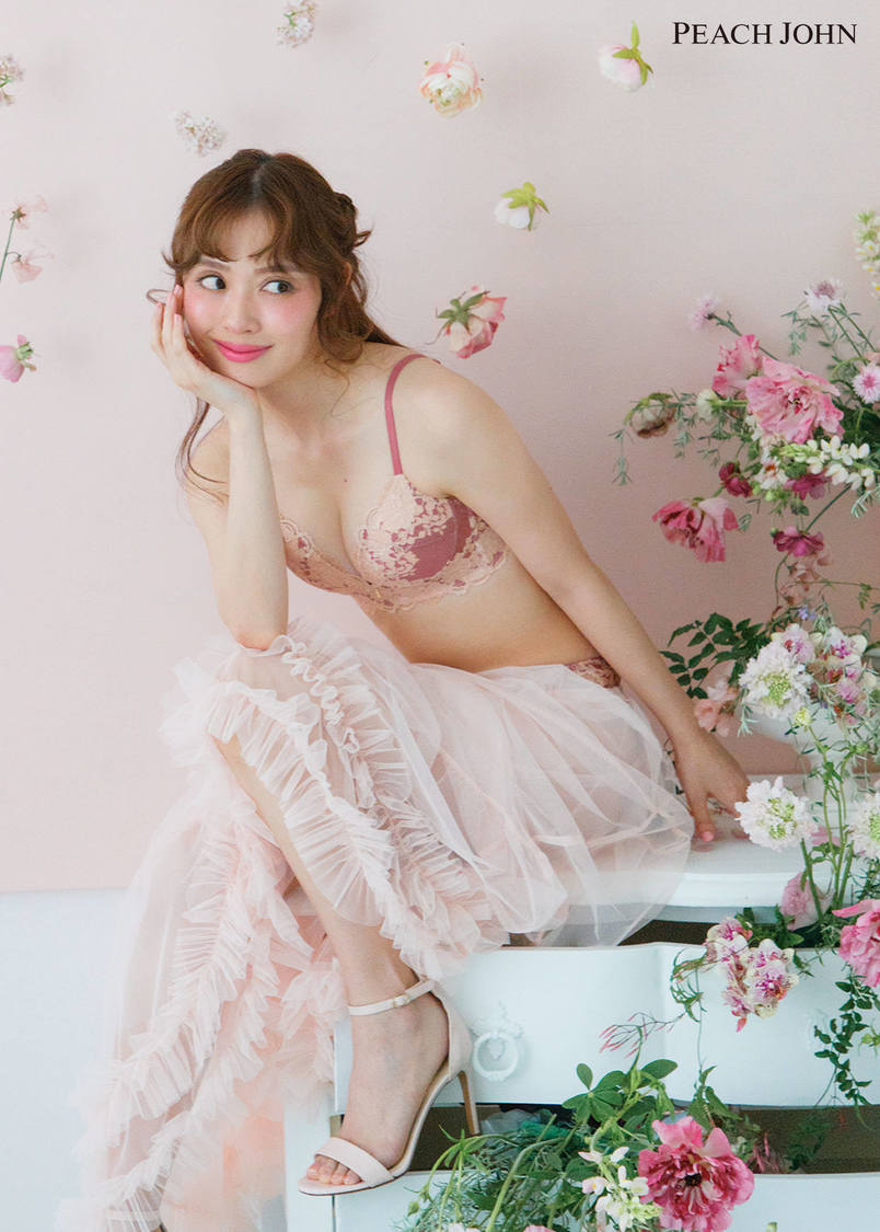 内田理央×PEACH JOHN