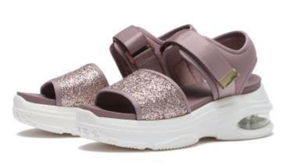 ボリュームグリッターサンダル6.5