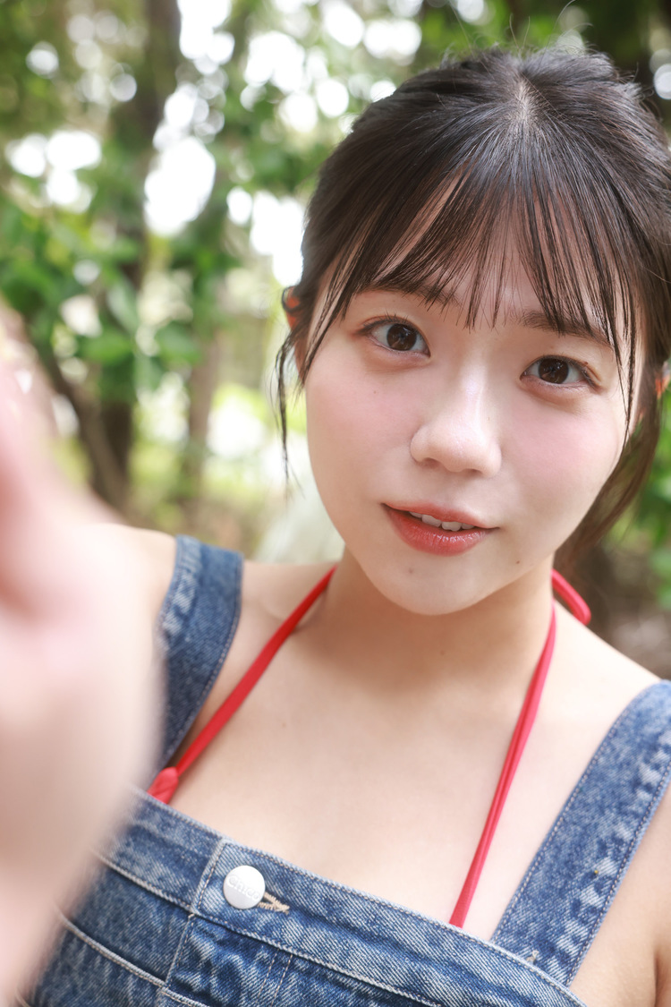 工藤理子『週刊FLASH』（撮影：中山雅文　©︎KOBUNSHA）