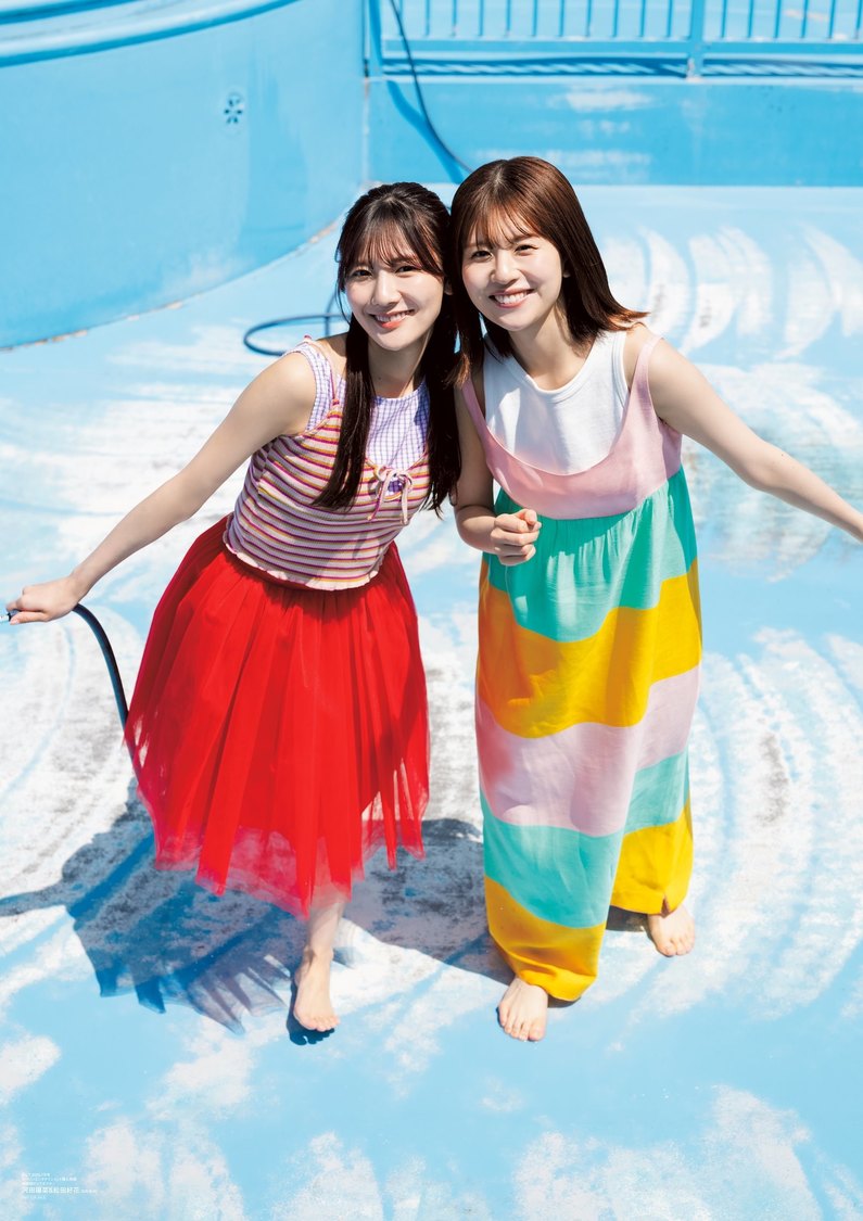 『B.L.T.2025年7月号』ローソンエンタテインメント購入特典ポスター【河田陽菜＆松田好花（日向坂46）】表