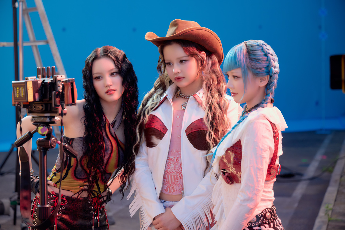 XG「夢中全開。XG」