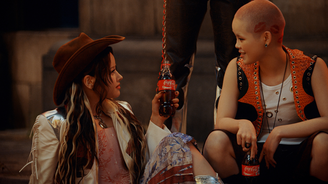 XG「夢中全開。XG」