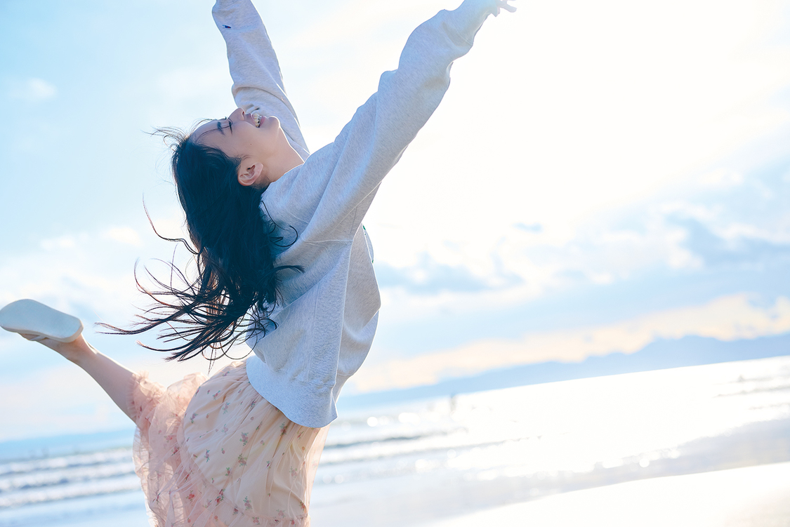 アンジュルム 上國料萌衣写真集『kamiko』 掲載カット