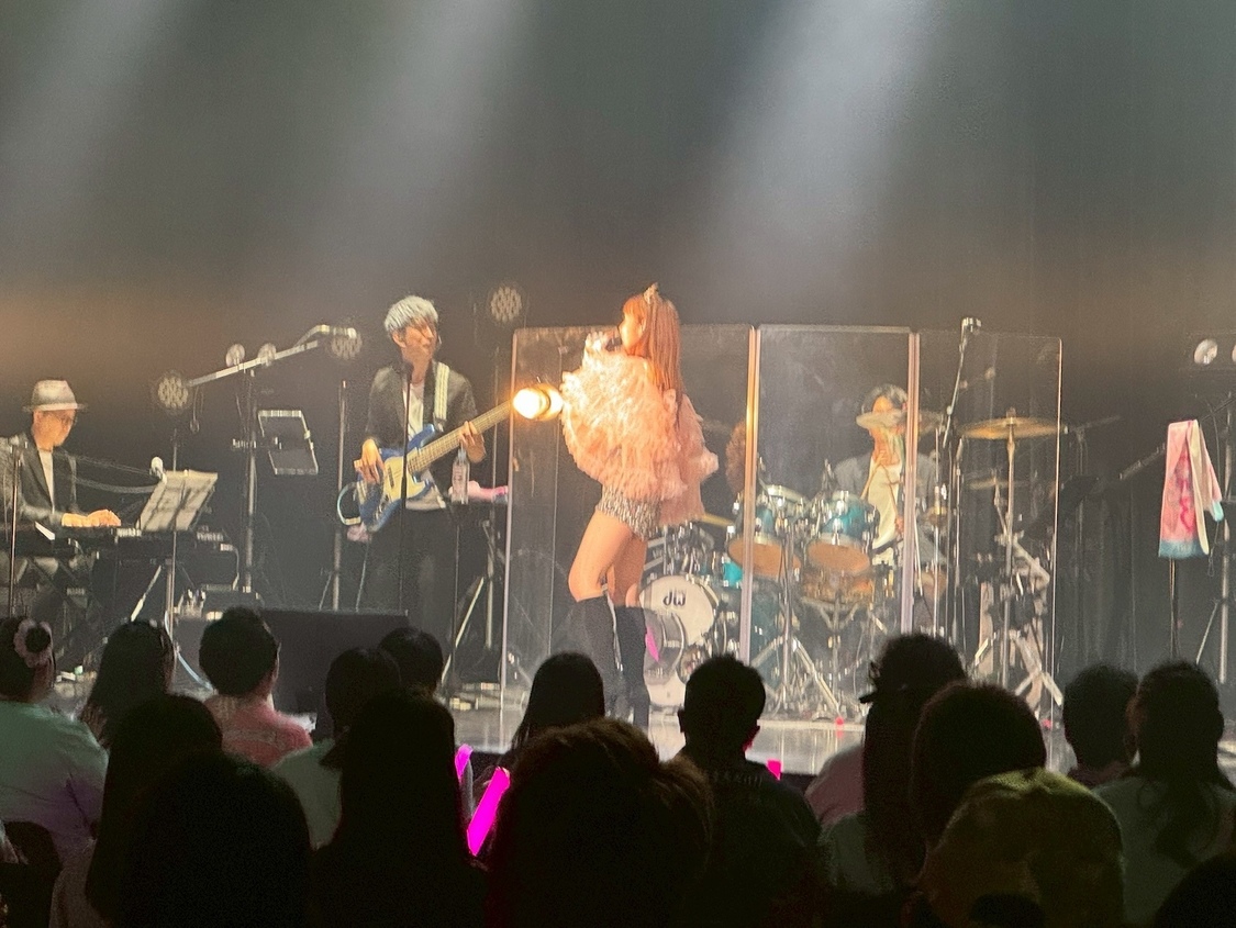 加護亜依、デビュー25周年記念ワンマンライブ＜加護亜依ステーション25 ～これからも止まらずに行くぜぃ～＞（6月14日）