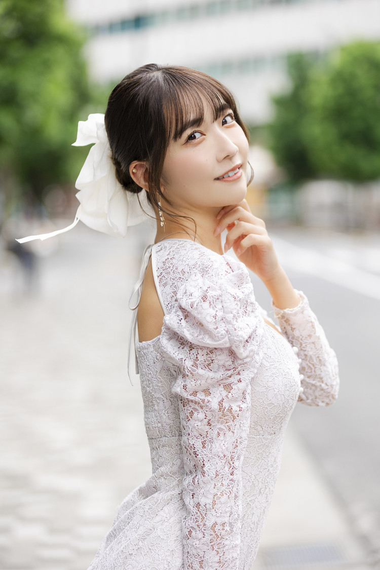 天羽希純（#2i2）